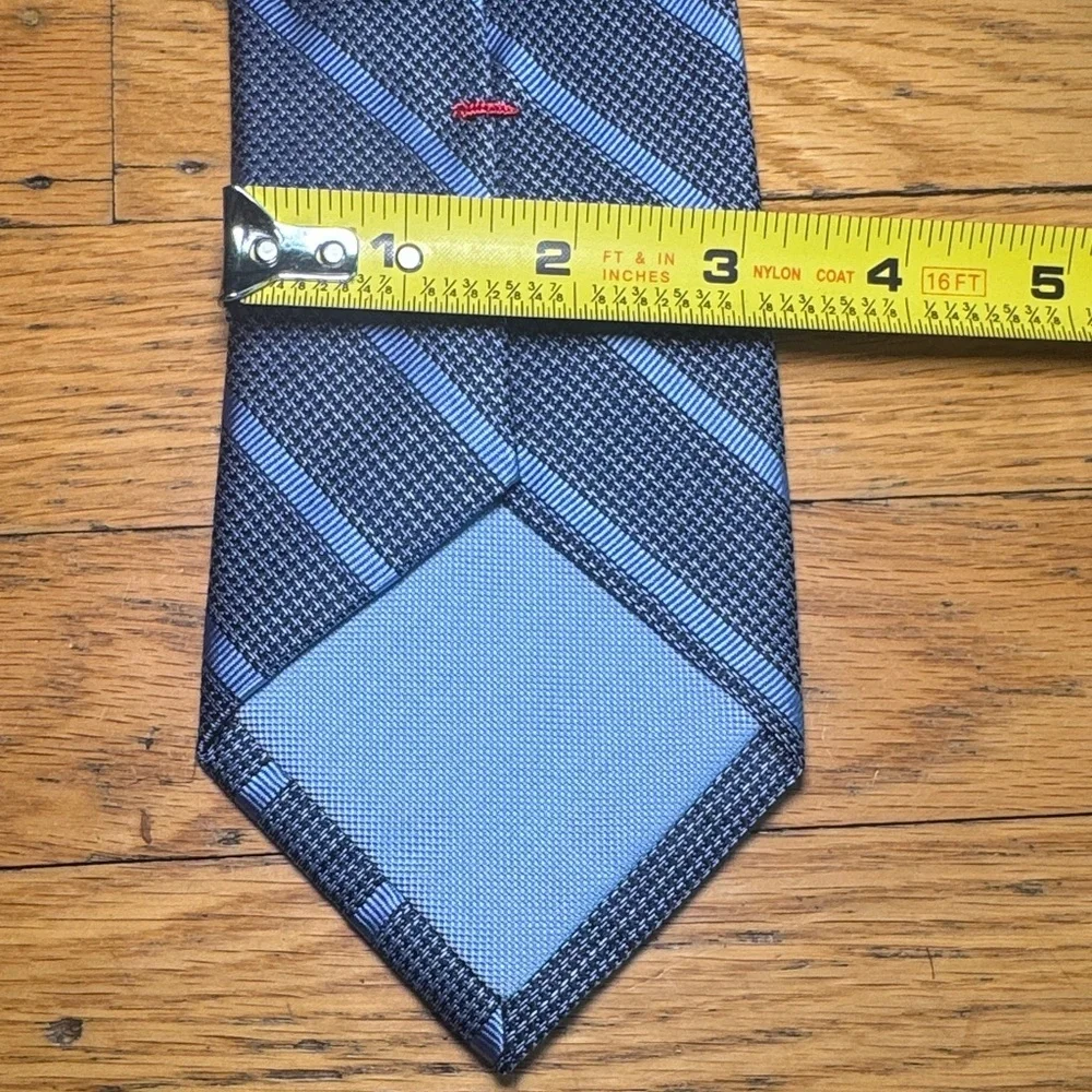Tommy Hilfiger Blue Patterned Silk Tie